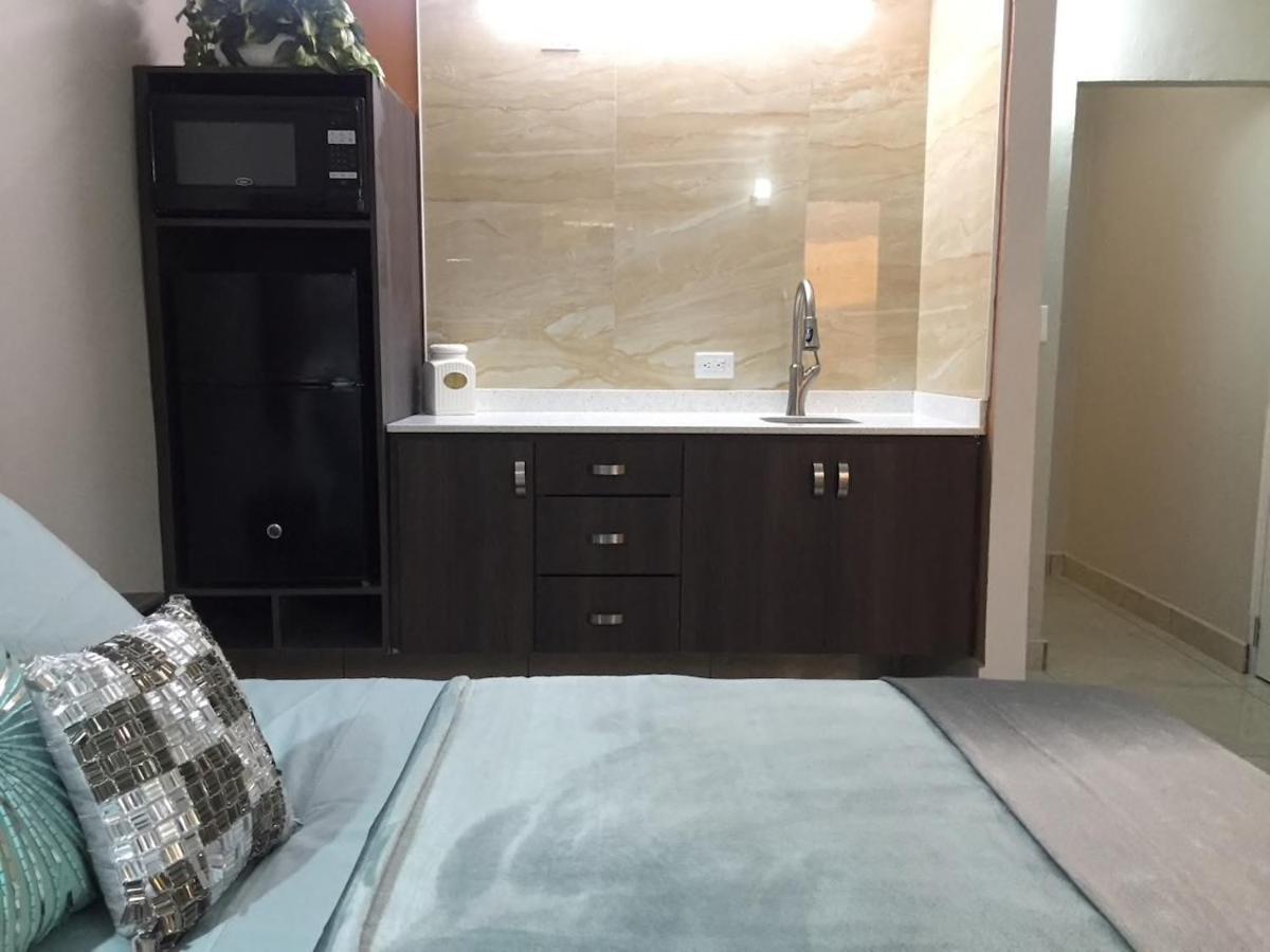 Segovia Studio Units Carolina Luaran gambar