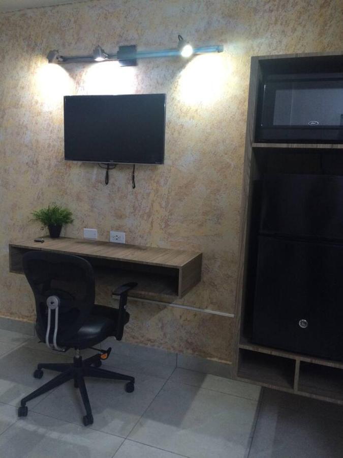 Segovia Studio Units Carolina Luaran gambar