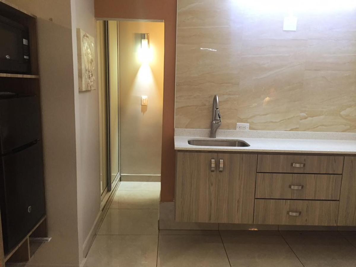 Segovia Studio Units Carolina Luaran gambar